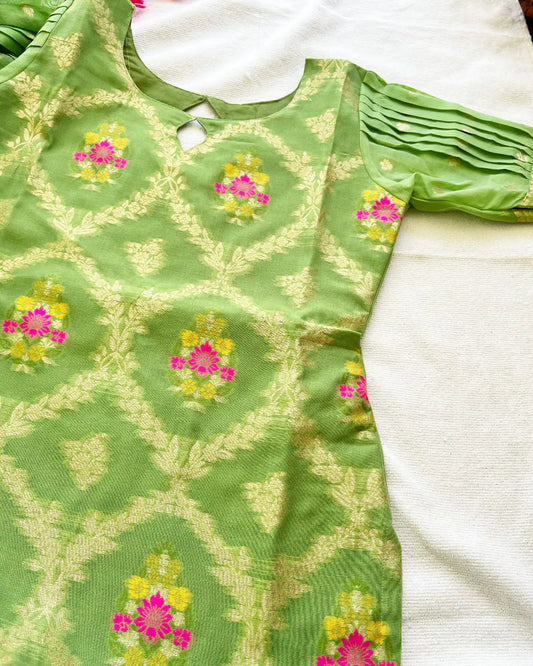Parrot Green Silk Kurta Set (Kurta-Dupatta)