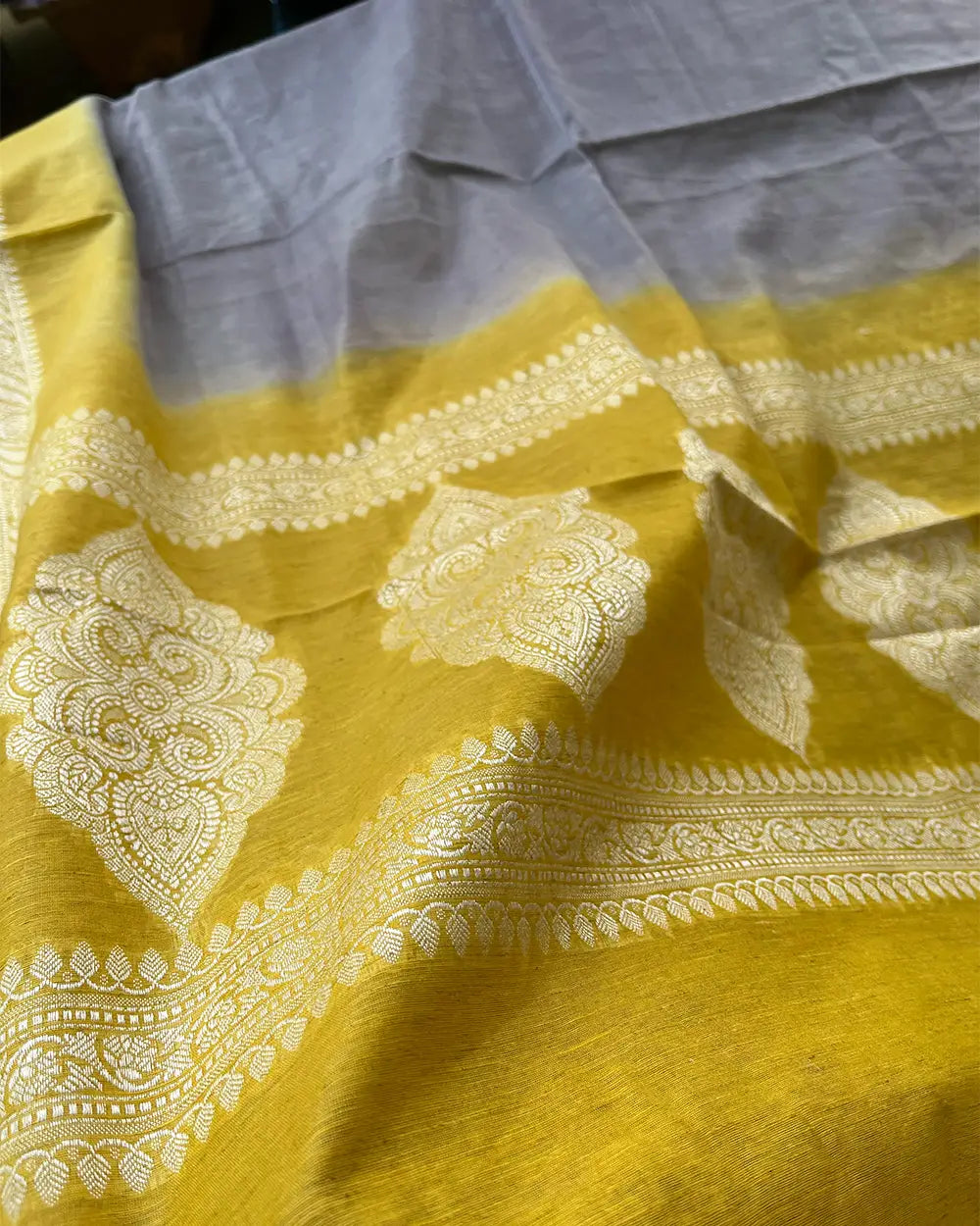 Yellow-Grey Pure Linen Kurta Set (Pre order 15-20 days)